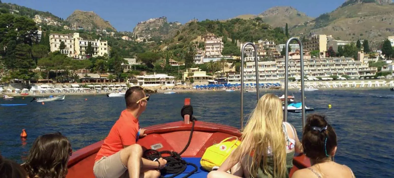 TOUR-Isola-Bella-Barca-1550x700 (1)