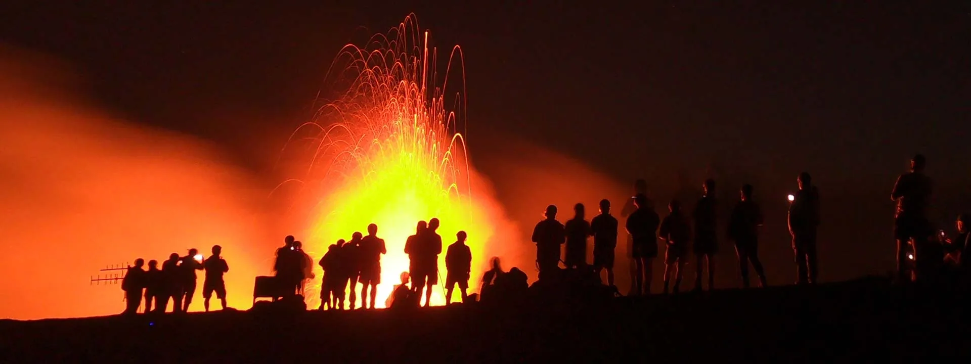 header-Eolie-Islands-Panarea-and-Stromboli-by-night.jpg