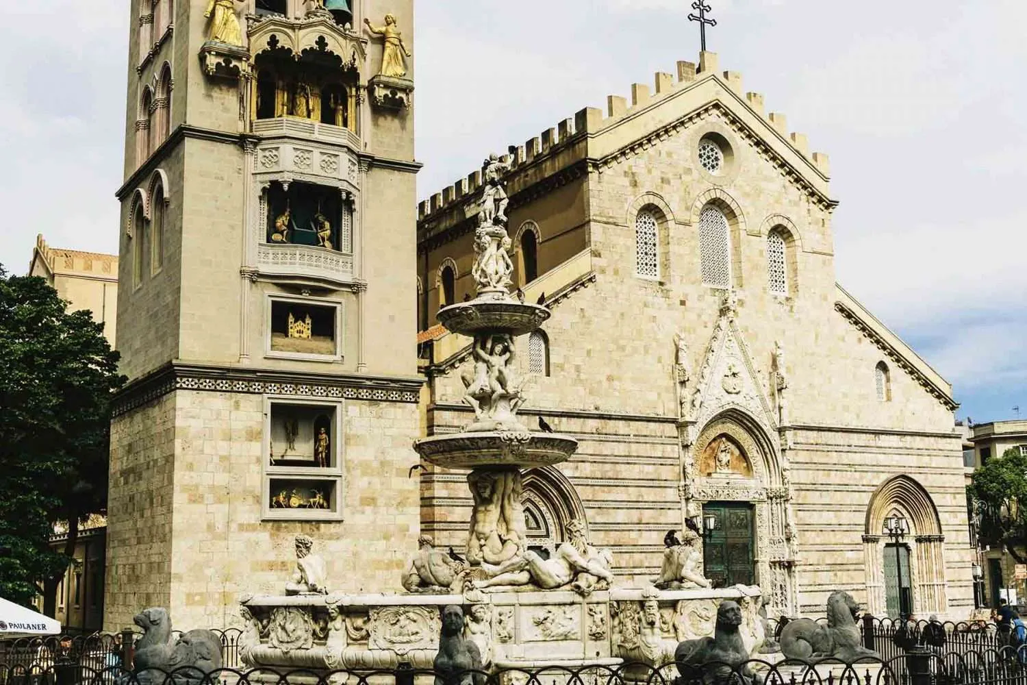 messina-piazza-duomo-1500x1000